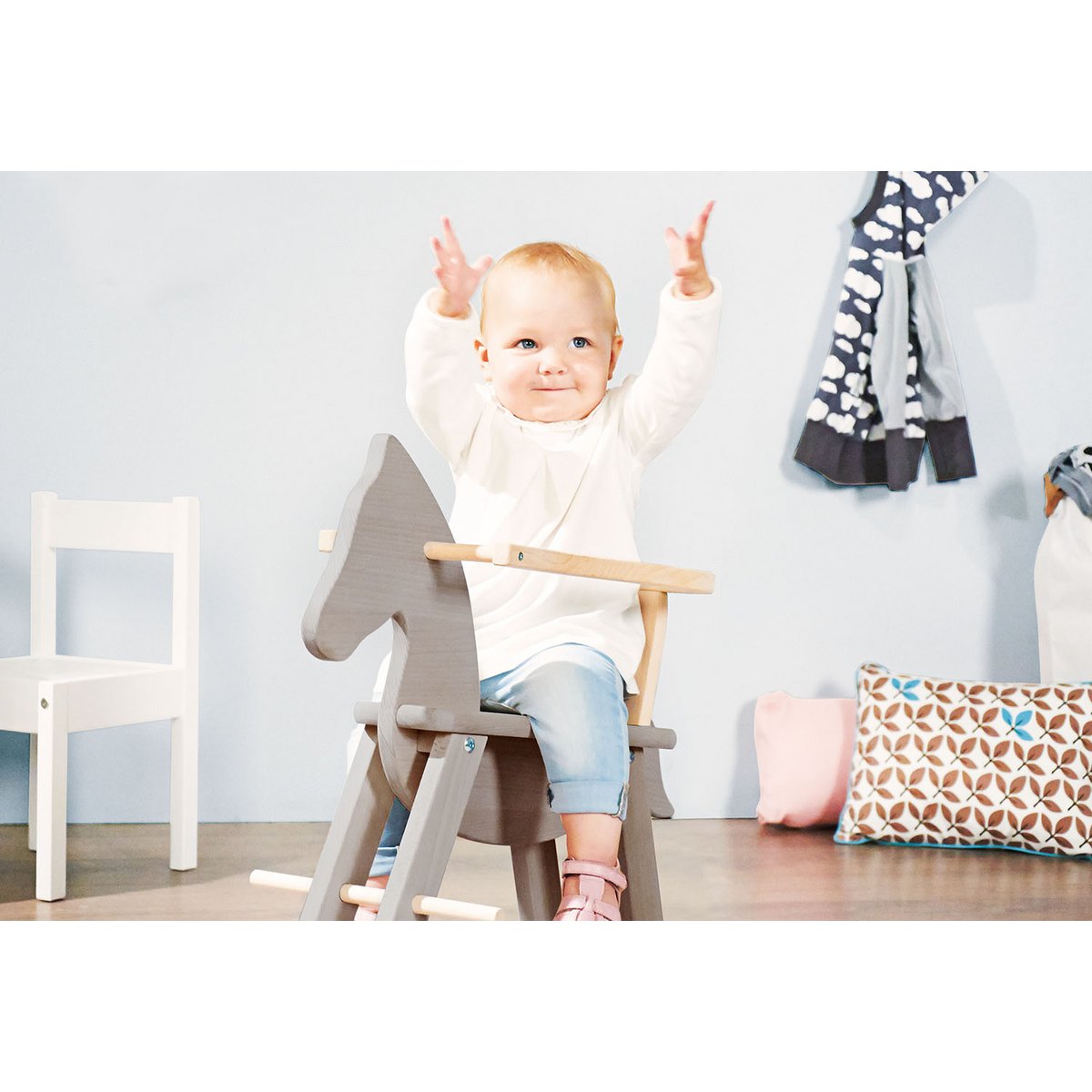 Hobbelpaard “Pinolino” met Veiligheidsring – Grijs/Naturel