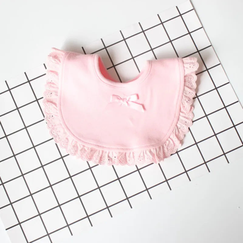 Baby Slabbetje – Katoen met Kant & Strik | Prinsessenstijl, Absorberend