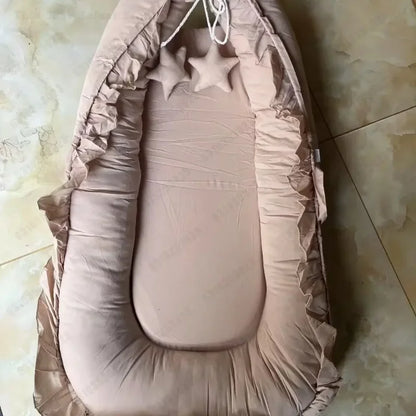 Afneembaar Babynest met Kussen. Comfortabel & Ademend Babymatras