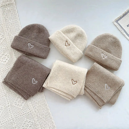 Kinder Sjaal & Muts Set – 2-delig, Gebreid met Hartjes, Unisex | Herfst & Winter