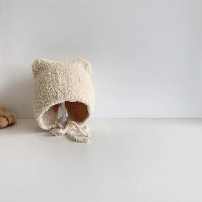 Warme Baby Muts van Lamsvacht – Met Oorflapjes & Touwtjes