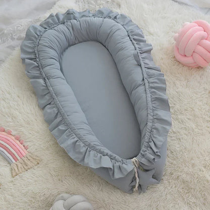 Afneembaar Babynest met Kussen. Comfortabel & Ademend Babymatras