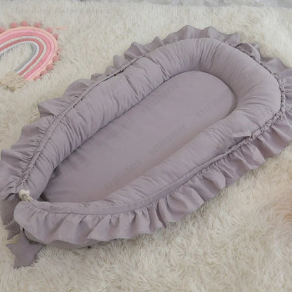 Afneembaar Babynest met Kussen. Comfortabel & Ademend Babymatras