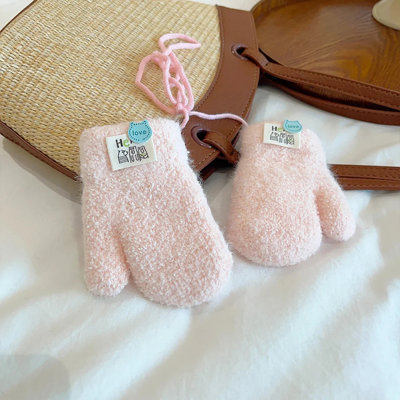 Warme Babywantjes met Touwtje , Winterhandschoenen met Pluche Voering