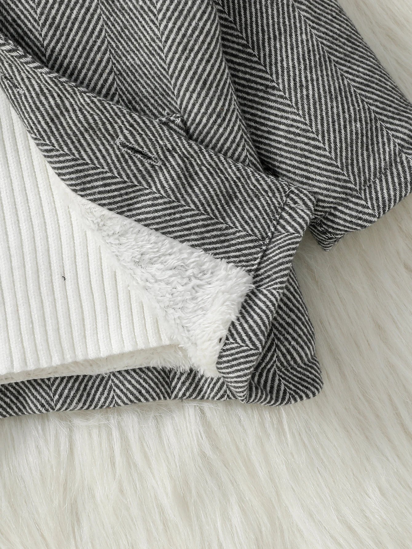 aby Jas – Pluche Warm, Nette Stijl met Knopen | Herfst/Winter, 1–3 jaar